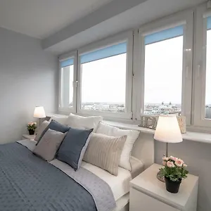wlr-apartments-swietokrzyska-i.warsawhotelspoland.com/